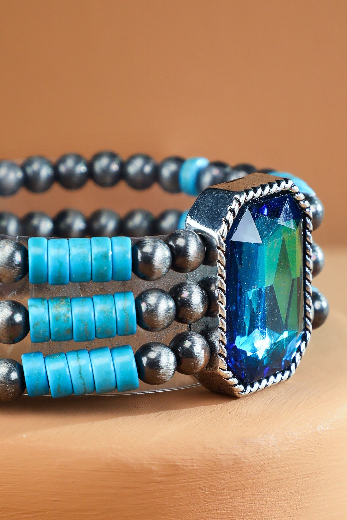 Layered Navajo And Glass Bracelet - B031TU