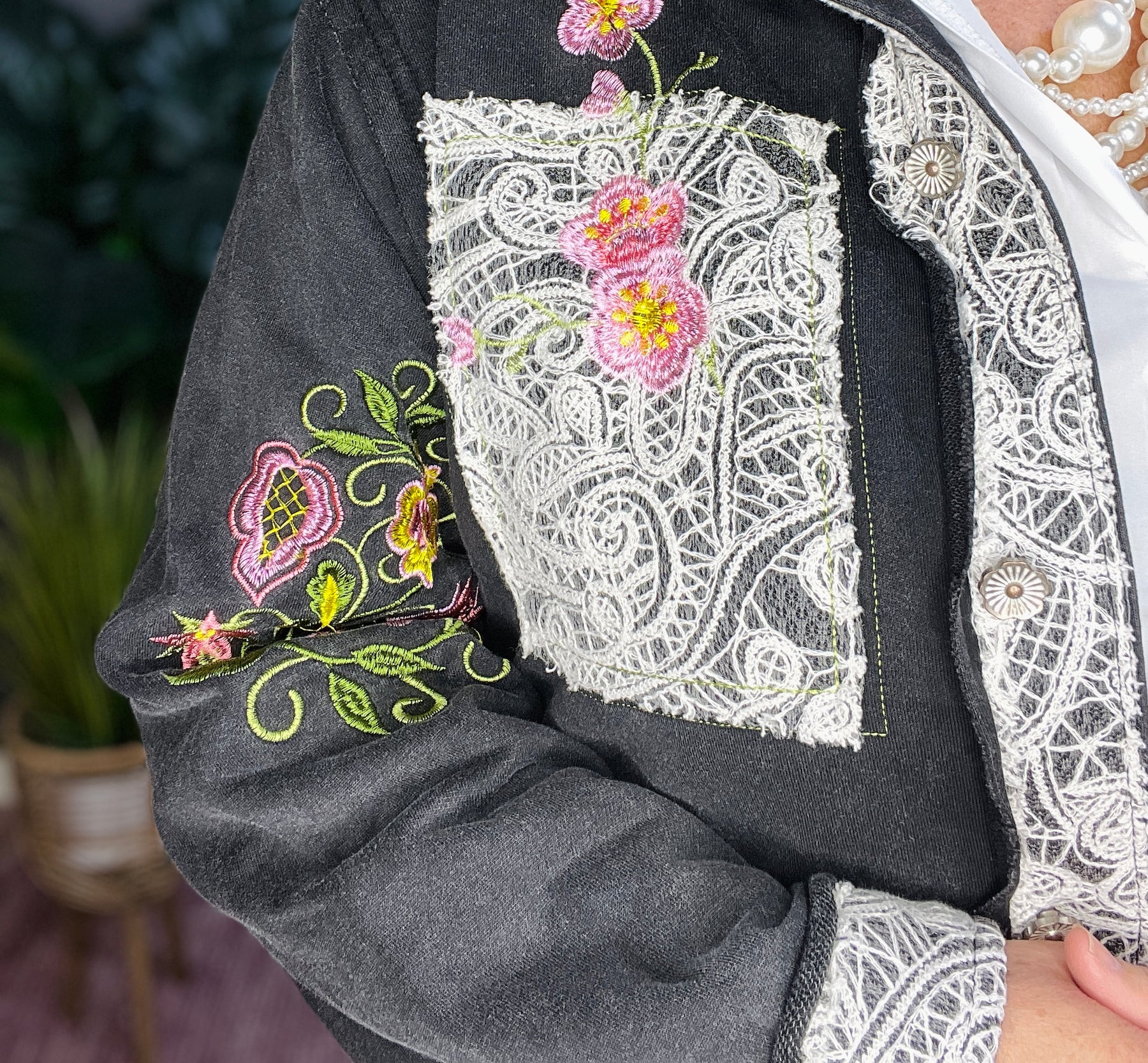 A Girl Like Me Embroidered Lace Jacket - OT020BK