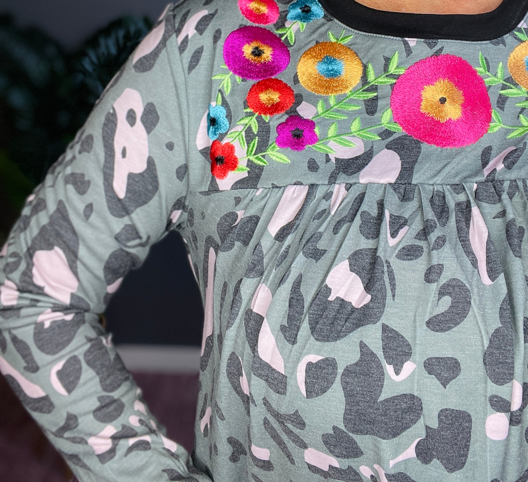 Wild About Flowers Top - S034MU