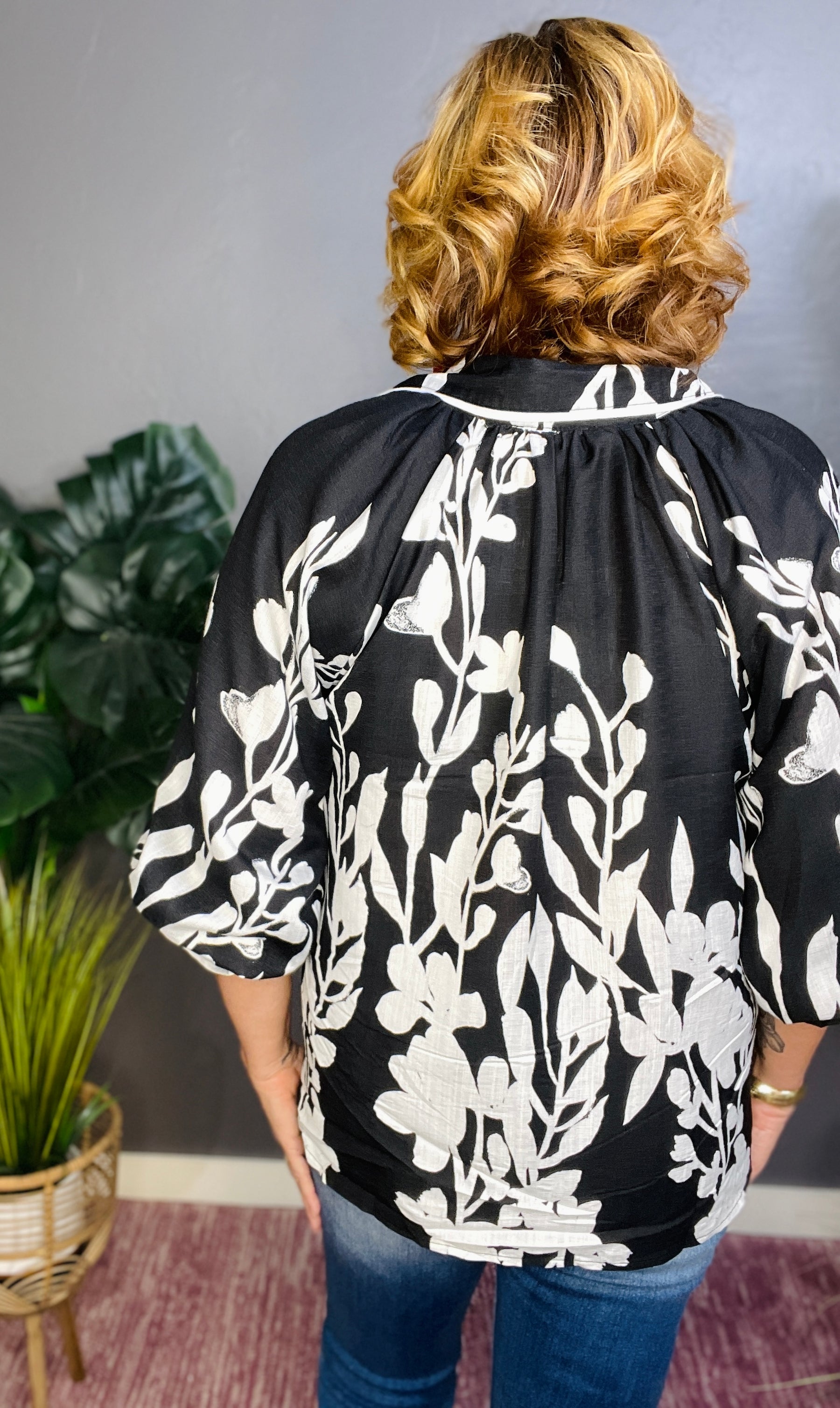 Chic Dreams Black/White Top - S006BW