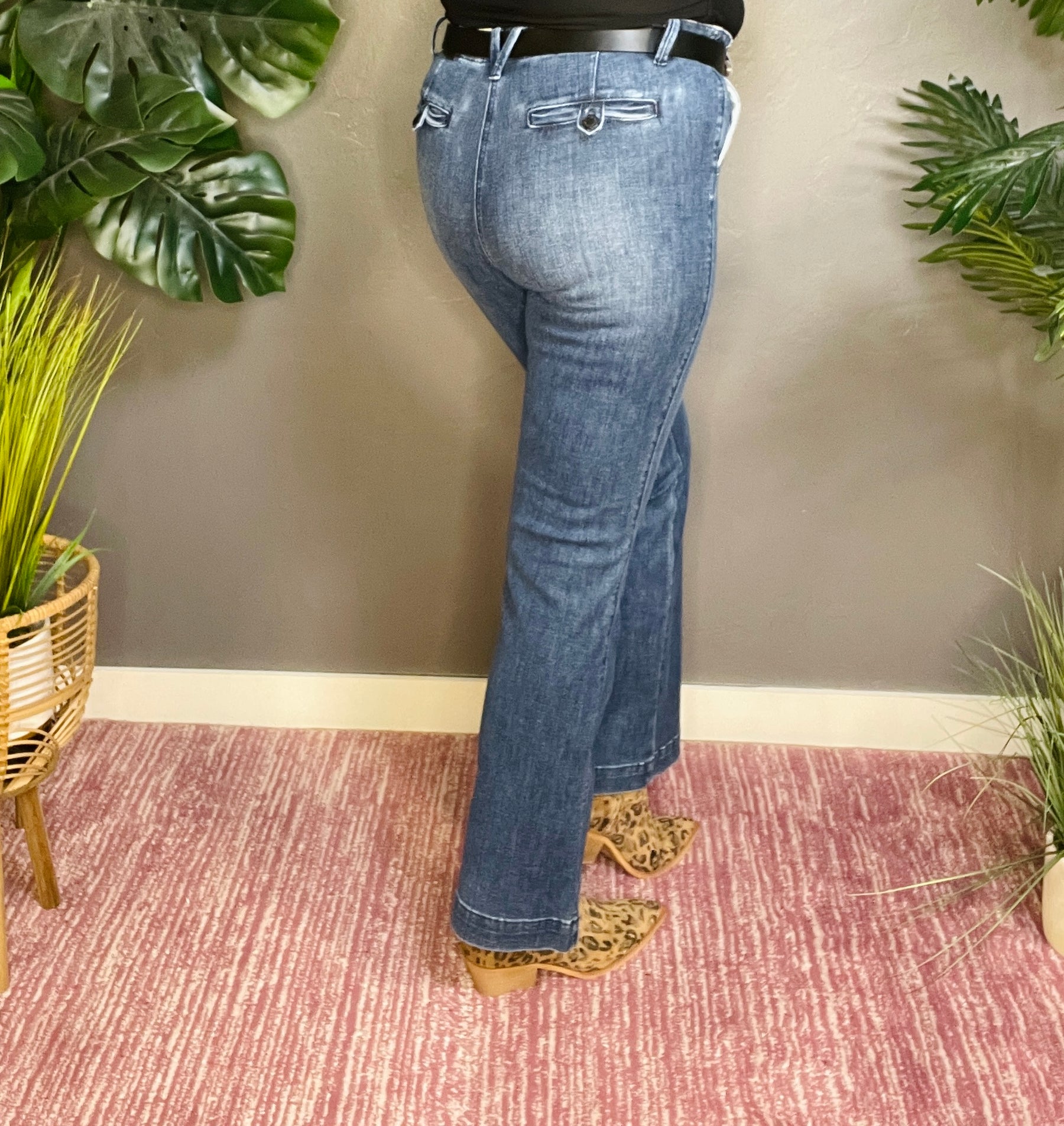 Remi Mid Rise Bootcut Jeans with Welt Pockets