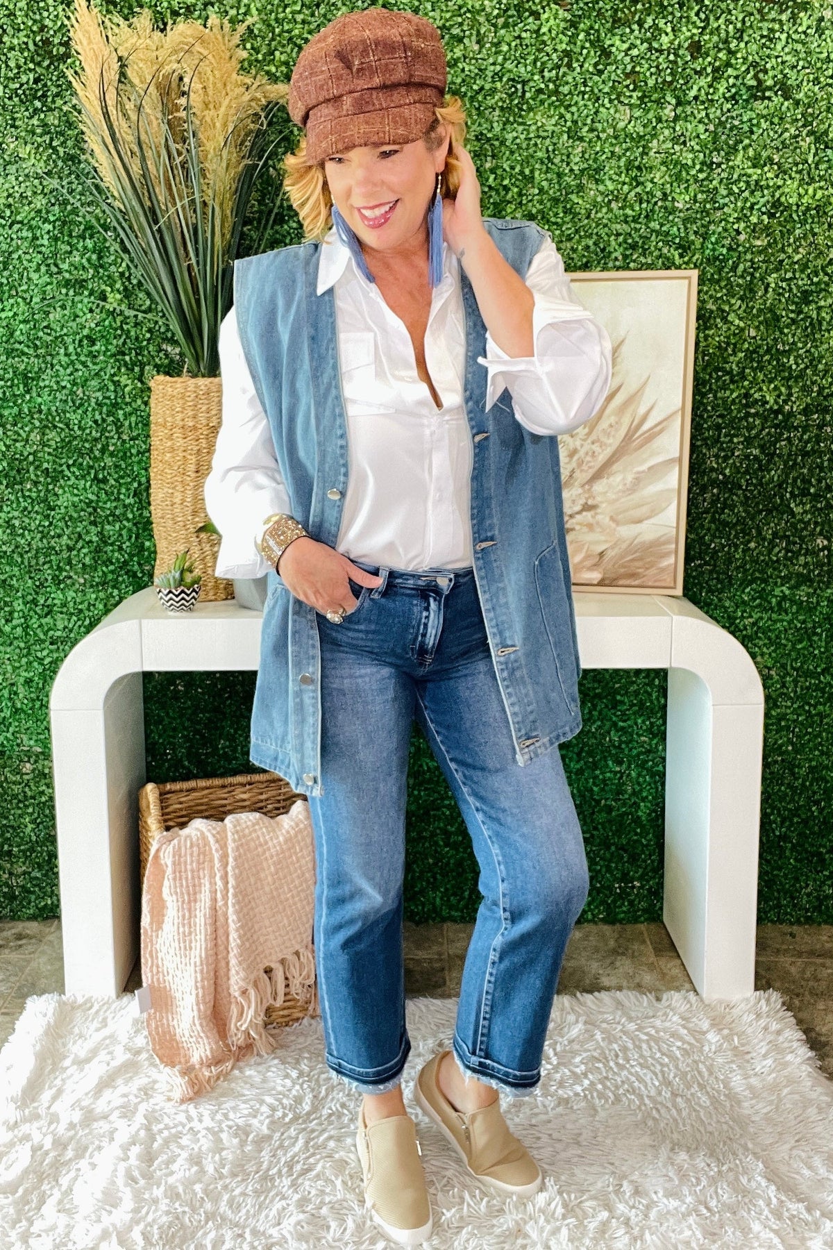 Nicole Mid Rise Ankle Straight Cuffed Jeans