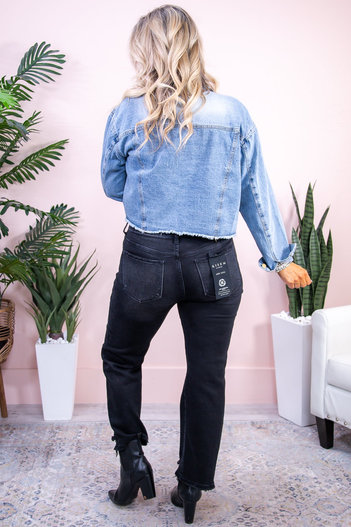 Let Your Light Shine Before Others Denim Solid Frayed Star Cropped Jacket - O5380DN