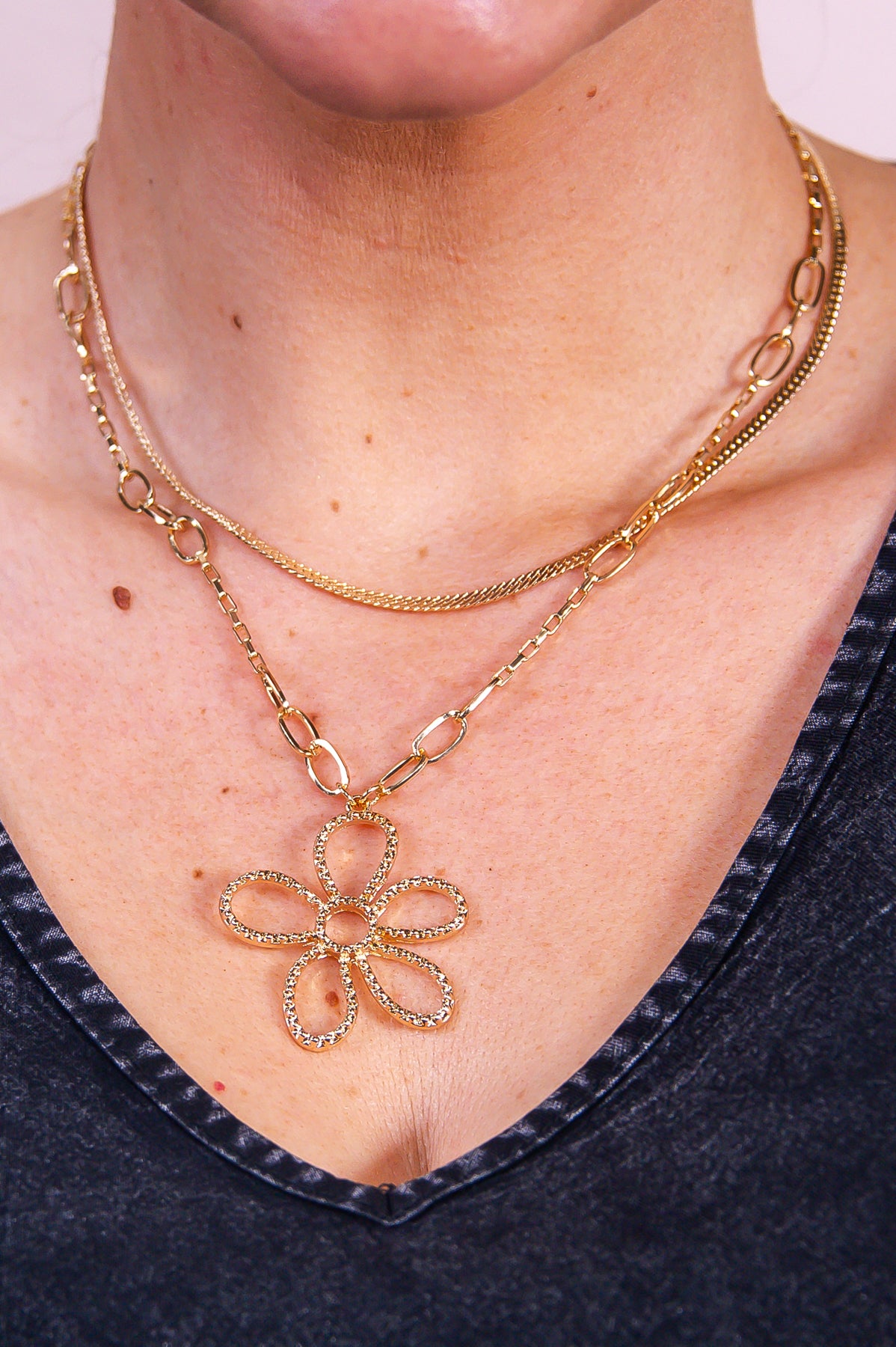 Gold Floral Stackable Necklace - NEK4317GD