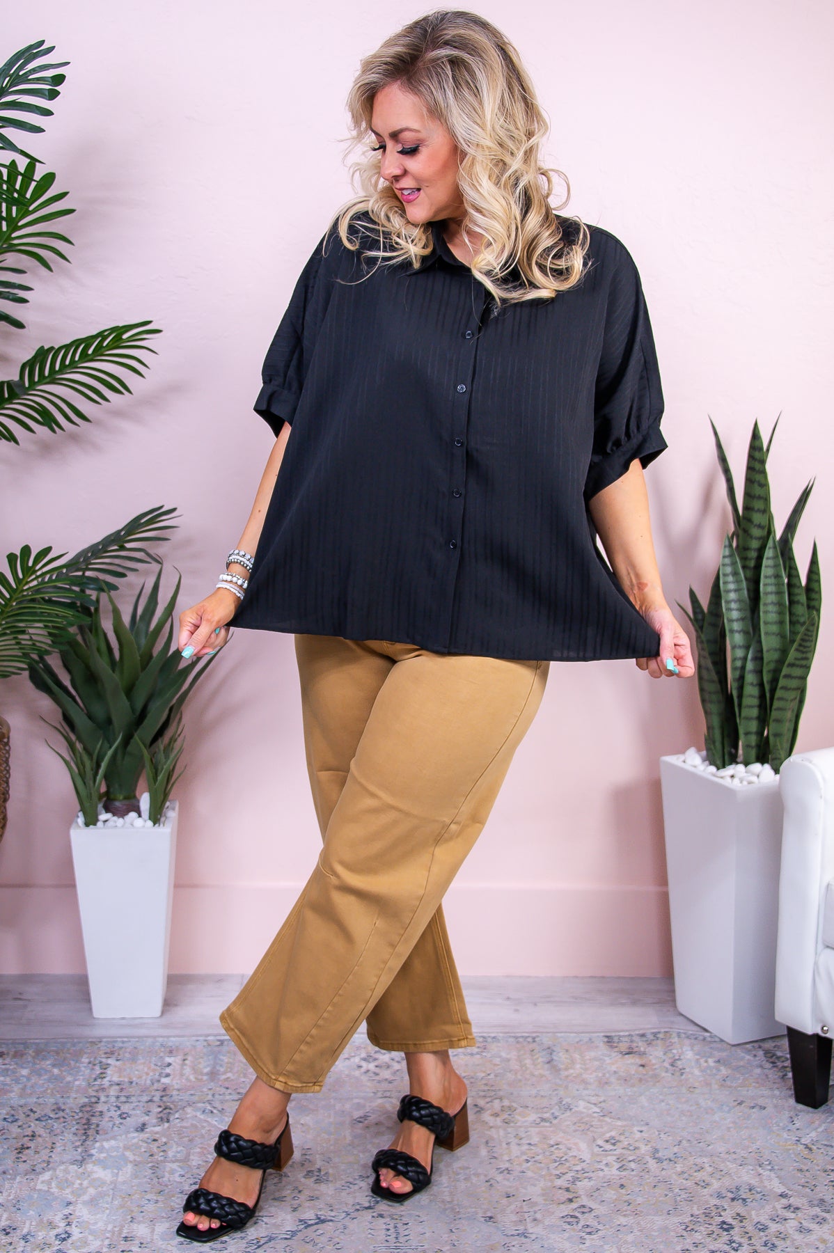Well Aren't You Cute Black Solid Striped Top - T9591BK