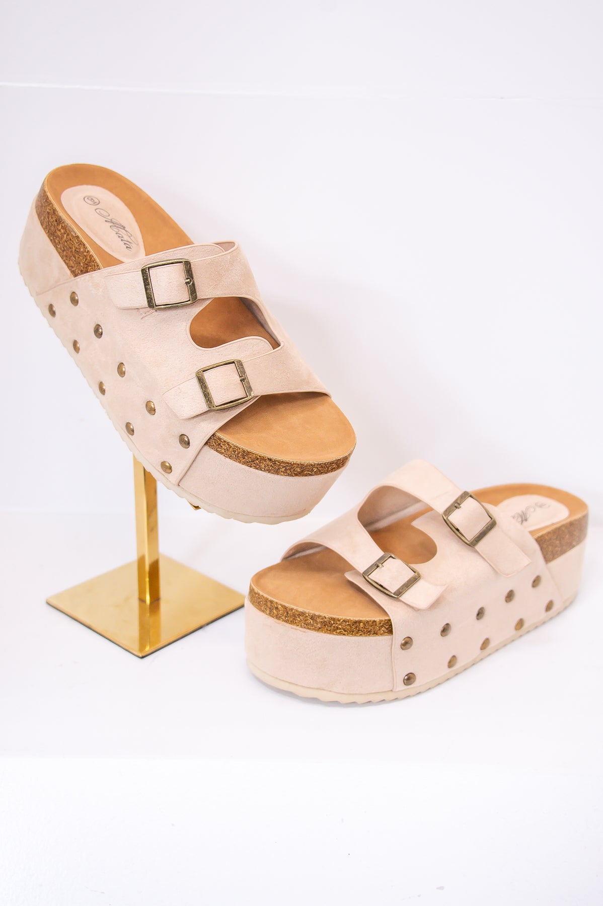 Toes In The Sand Nude/Copper Studded Suede Platform Sandals - SHO2669NU