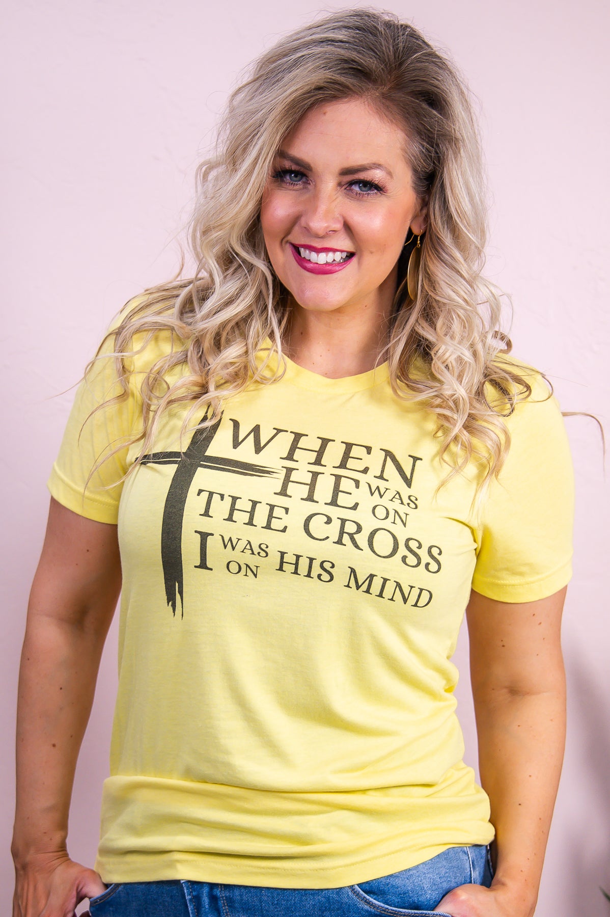 When He Was On The Cross Yellow Graphic Tee - A3237YE