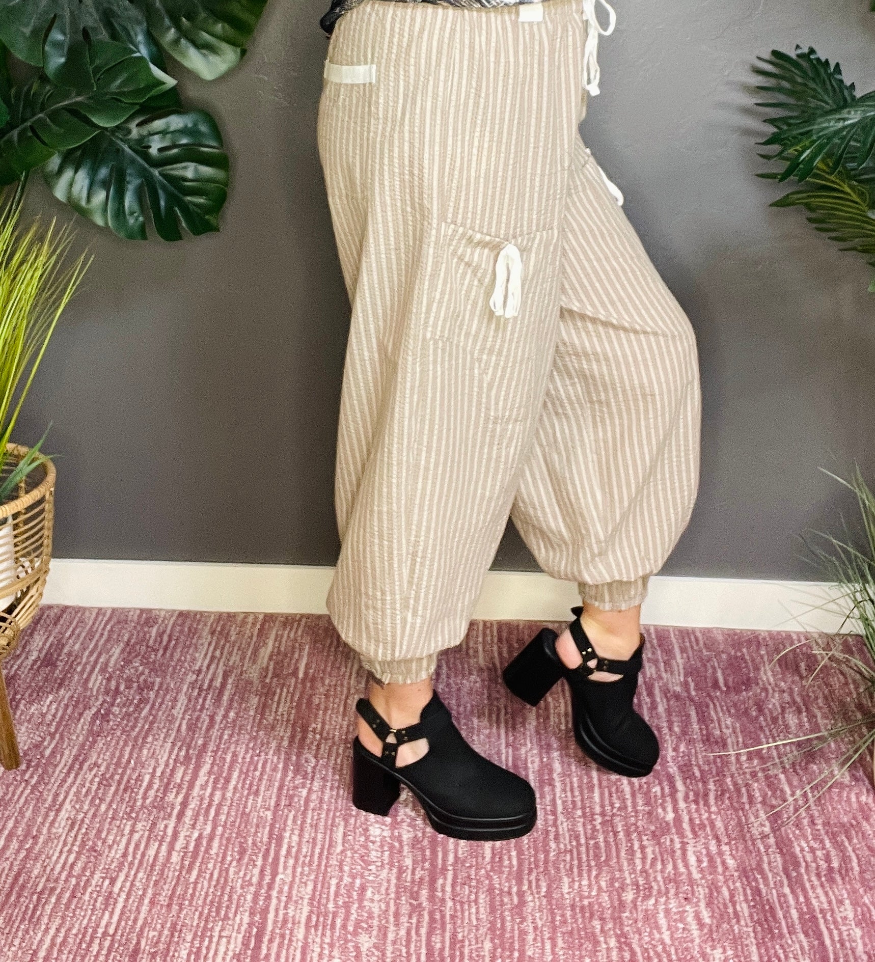Bows For Days Lantern Pants - P002TA
