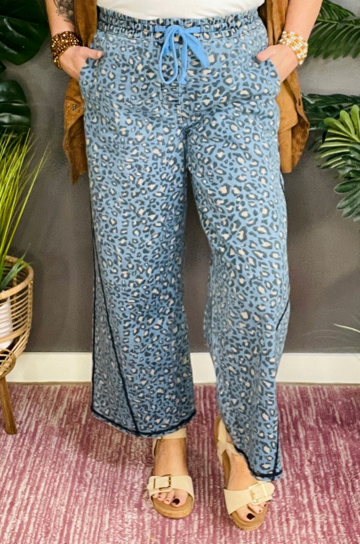 Calm But Savage Wide Leg Drawstring Jeans - J048DN
