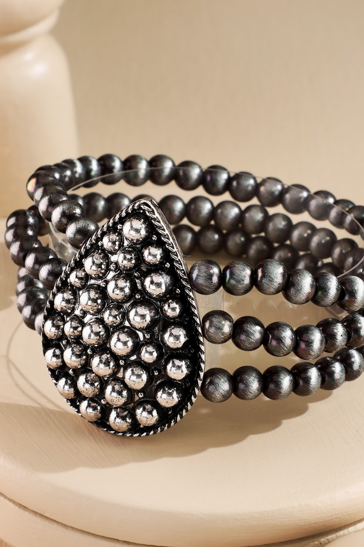 Western Ball Navajo Bracelet - B068SI