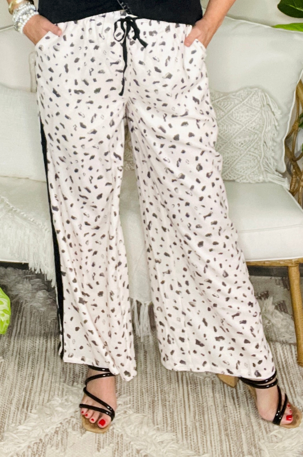 You Know It Leopard Print Side Stripe Pants - P130LE