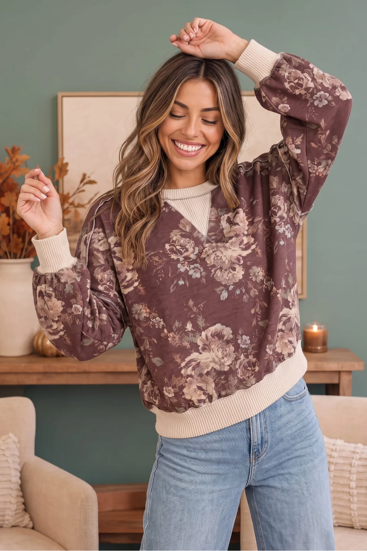 Antique Bouquet Sweatshirt in Mocha