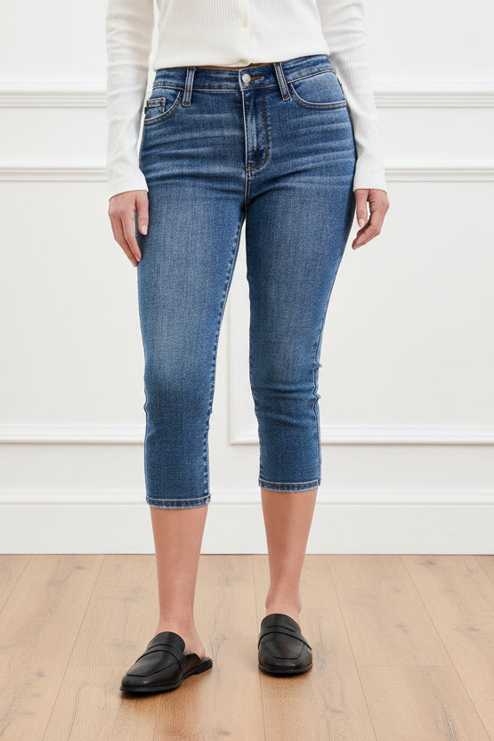 b6251741cba84de6bdd2c55201804d39-Max