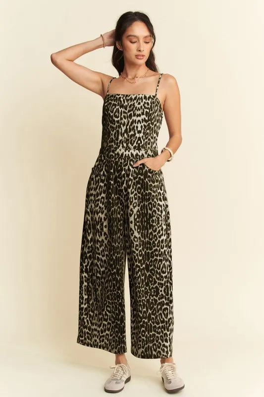 Wild And Chic Spaghetti Straps Wide Leg Jumpsuit - RMP881MO