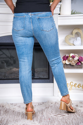 Ramona Medium Denim Jeans - K944DN