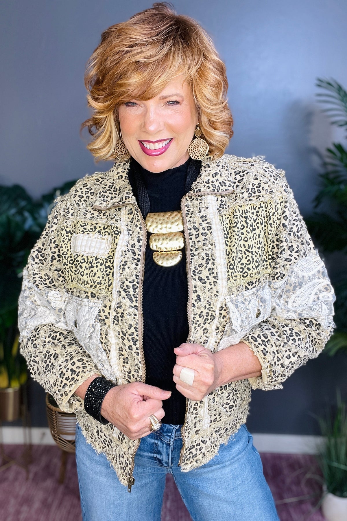 Keep It Bold Jacket - OT039LE