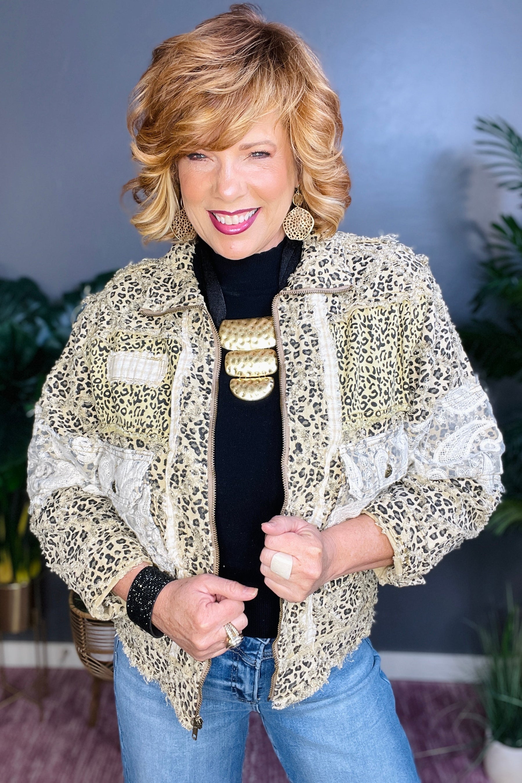 Keep It Bold Jacket - OT039LE