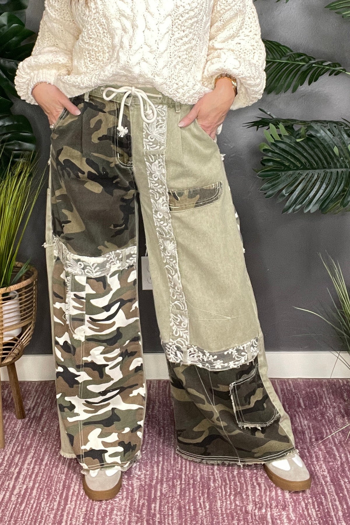 Run And Hide Camo Pant - P012CM