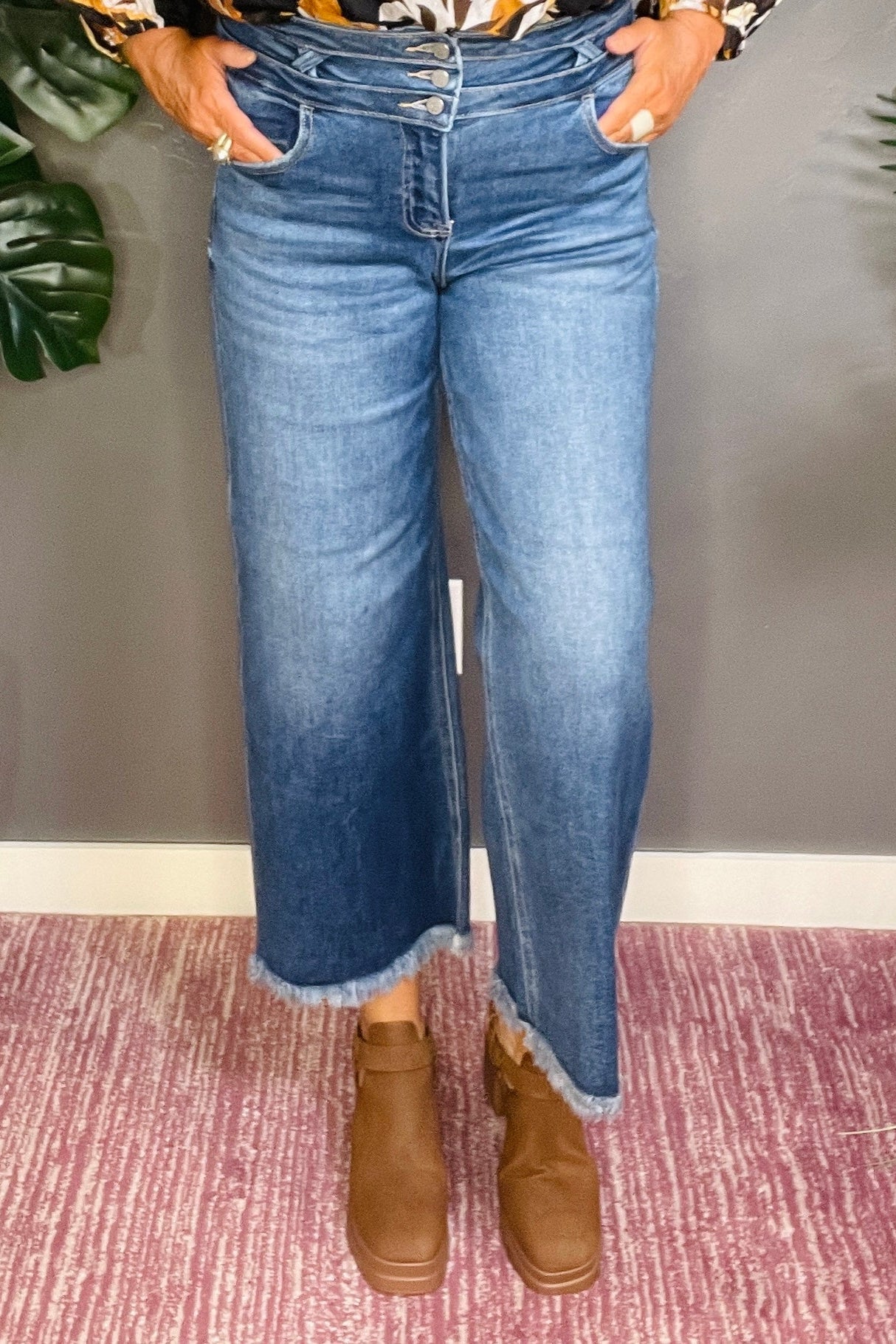 Chandler High Rise Crop Wide Leg Jeans with Wide Band Detail