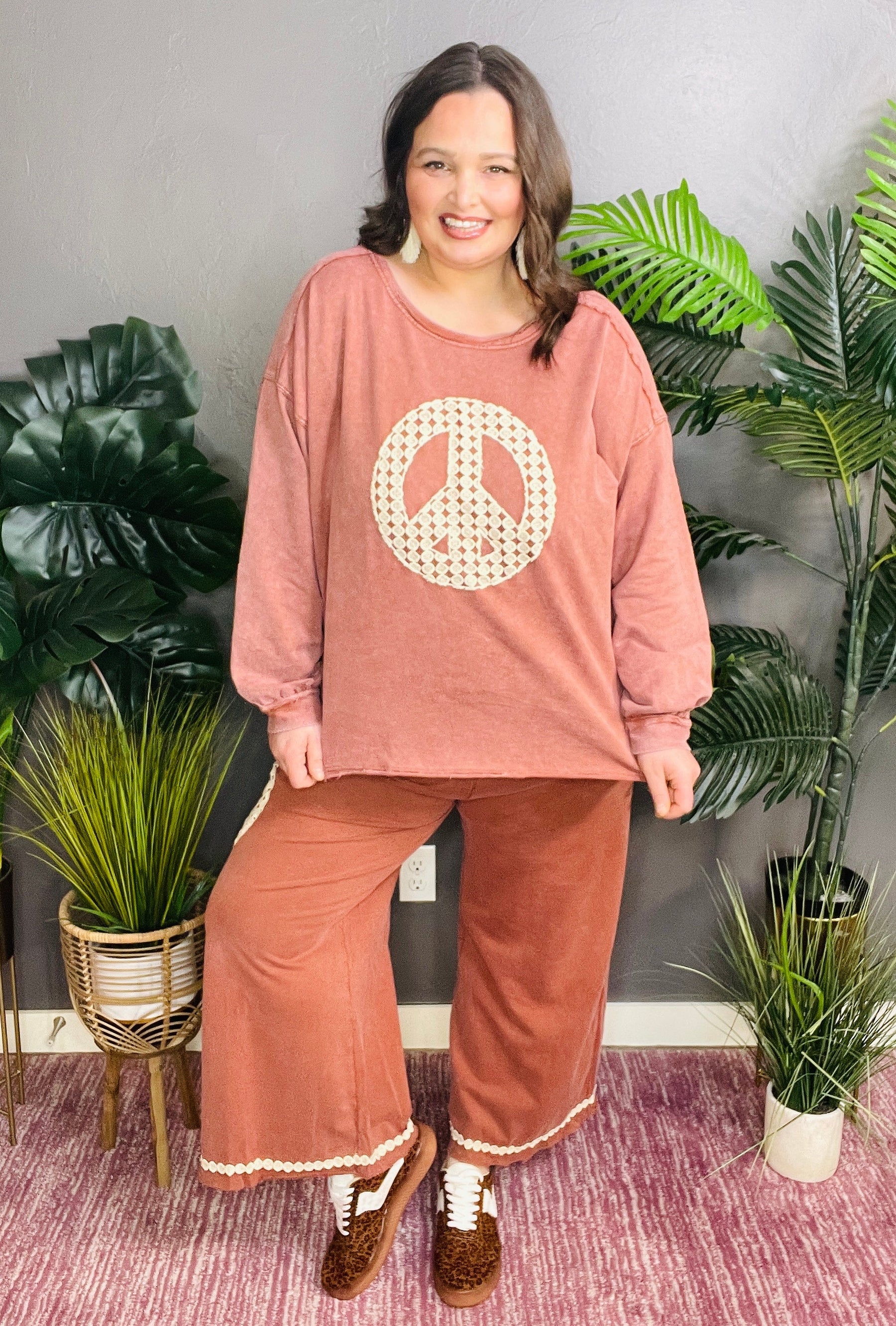 Peace All Around Red/Brown Top - S239RB