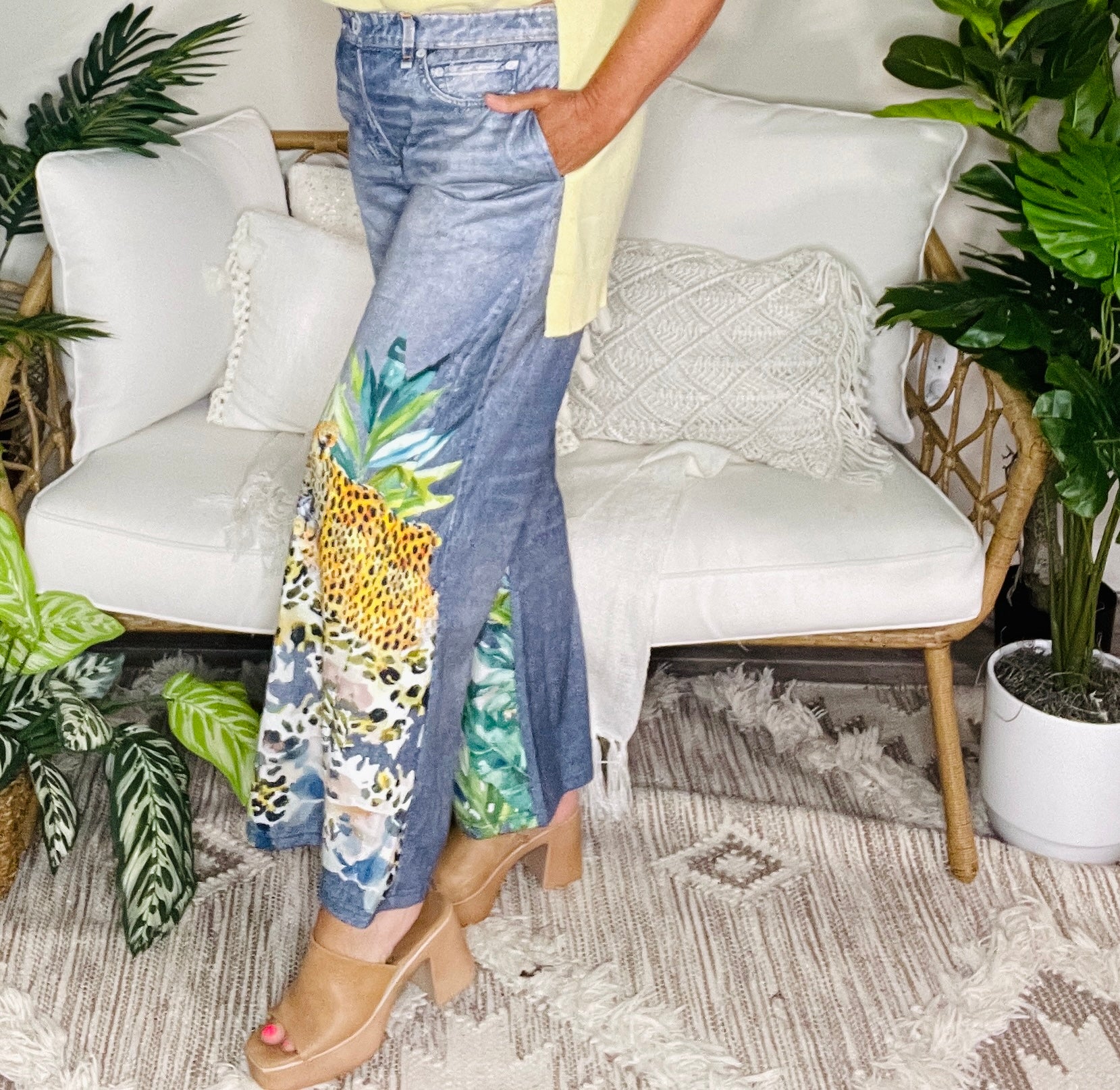 Queen of the Jungle Pants - P122DN