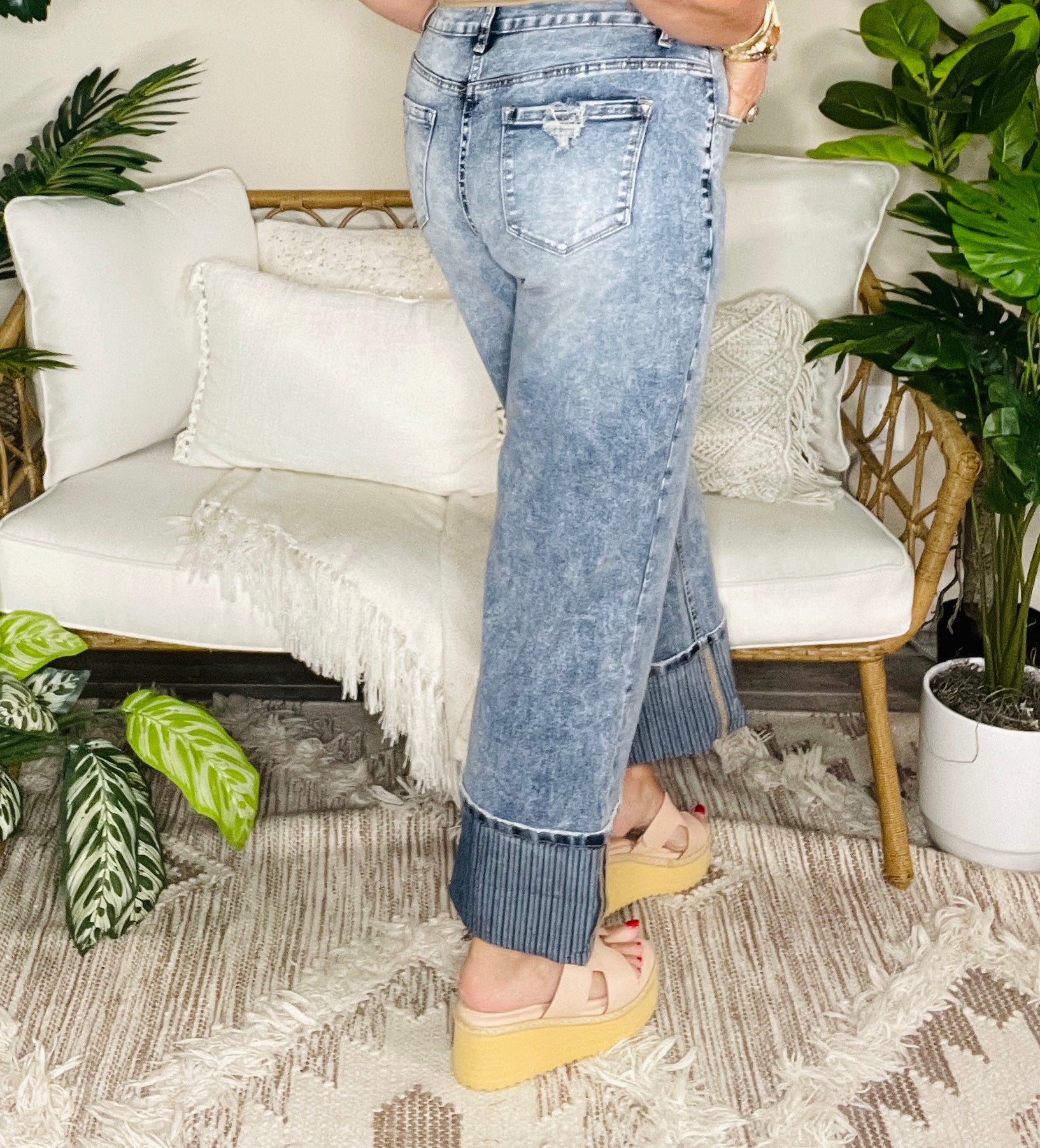 A Little Extra Cuffed Straight Loose Jeans