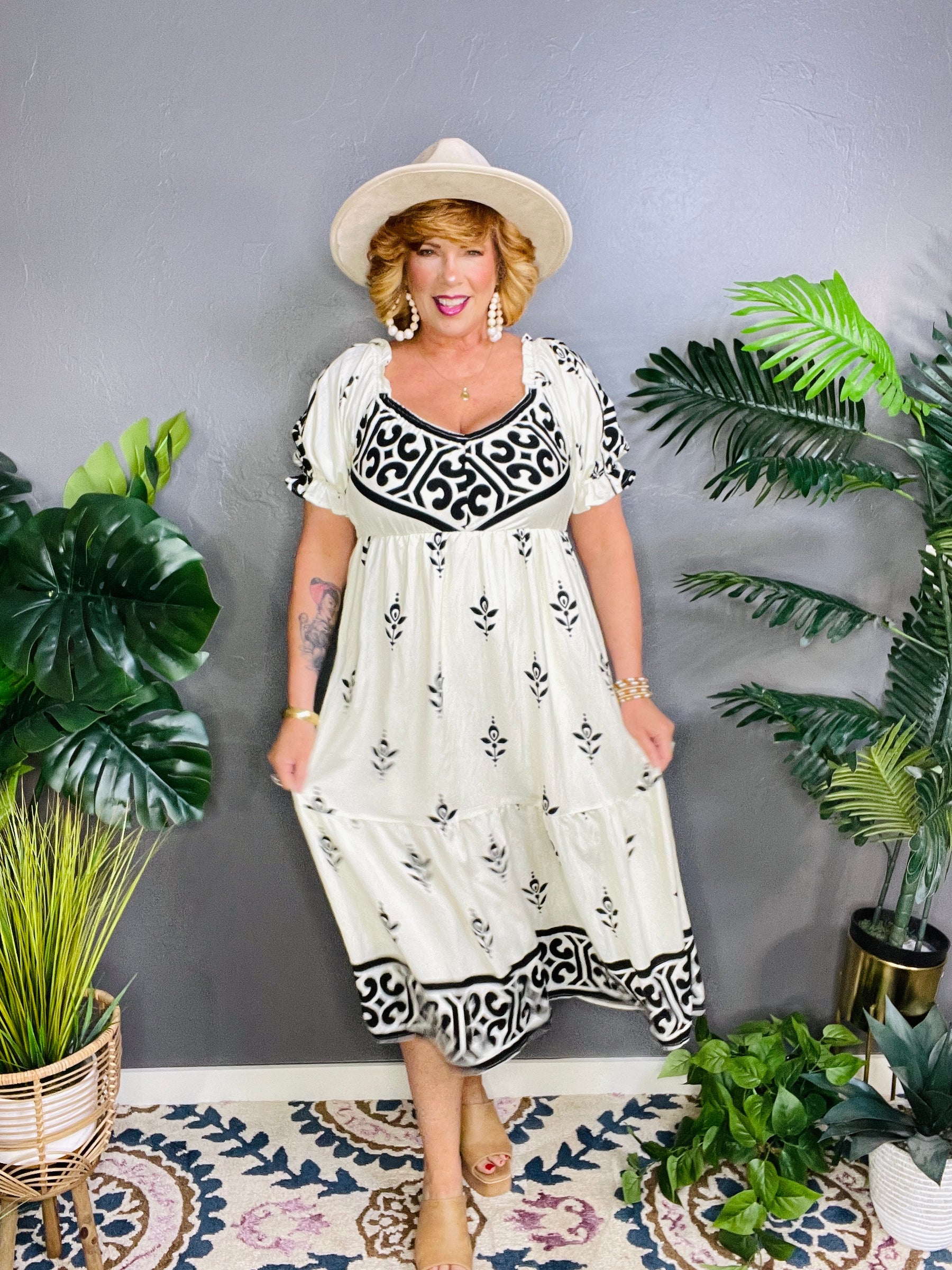 Isn't She Lovely Black Cream Dress - DR186CM
