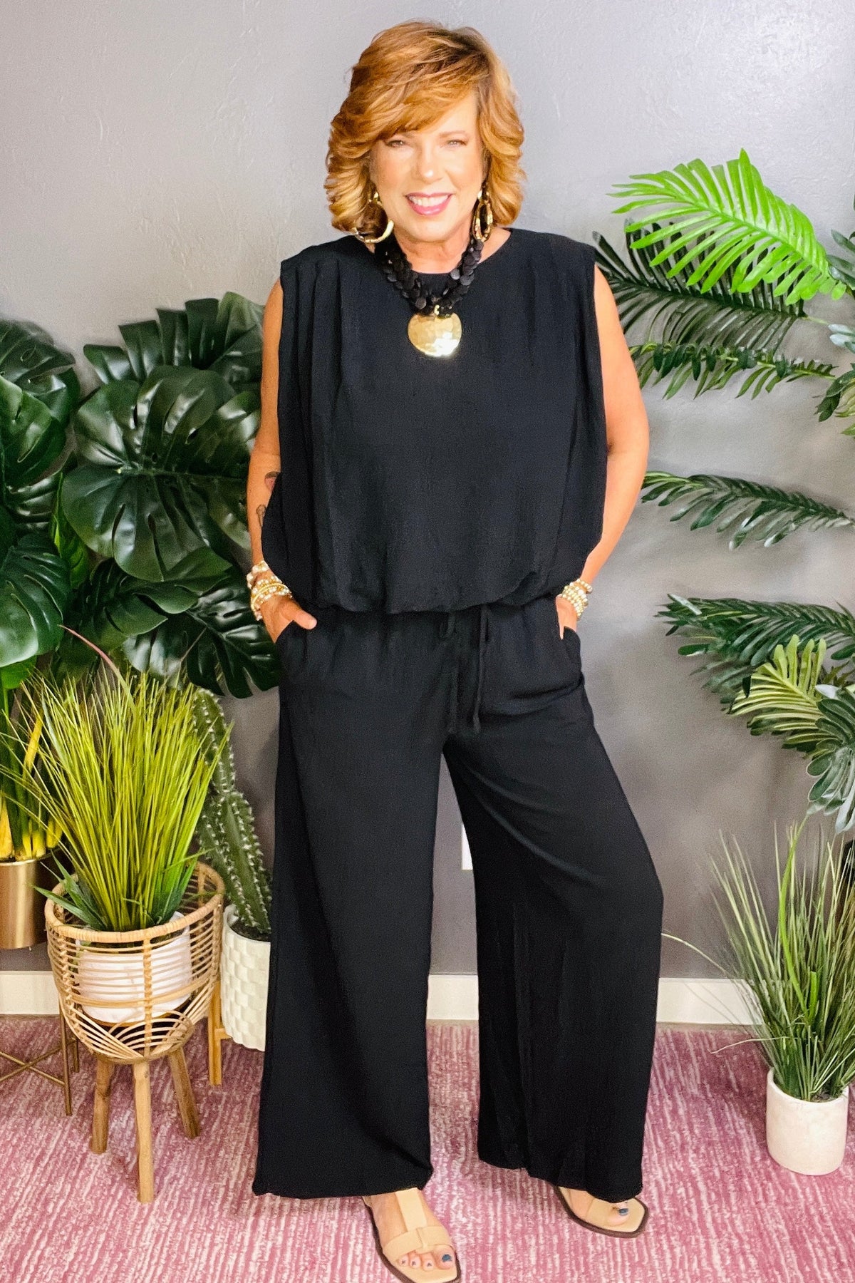 Uptown Girl Black 2pc Set - R015BK