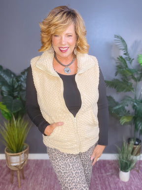 Keep It Cozy Vest (3 Colors)