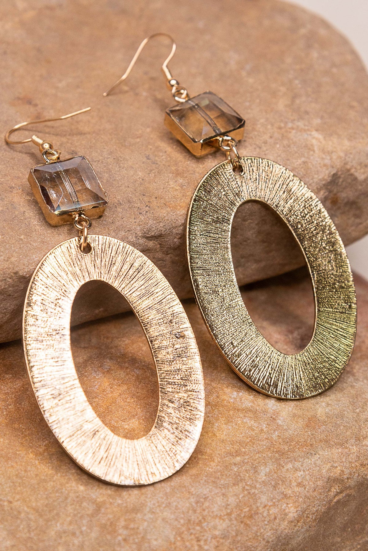 Gold Oval Hoop Earrings - E003GO