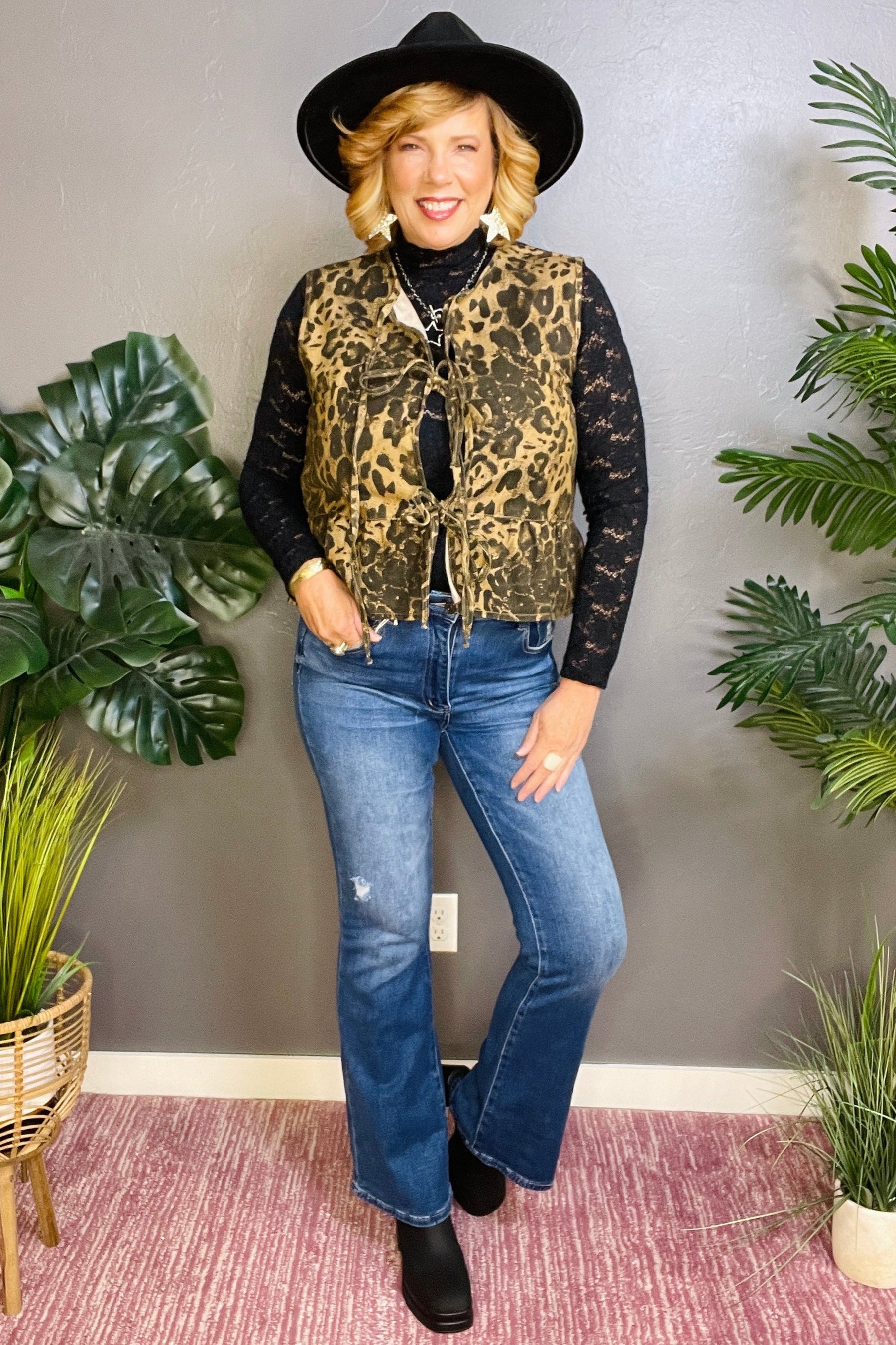 Tied And True Bow Tie Vest - OT017 (2 Colors)