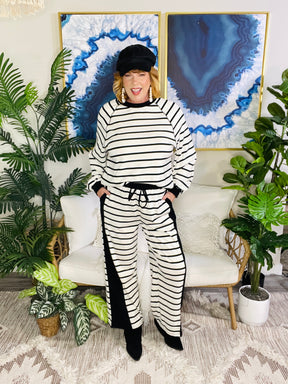 In Line For Comfort Top And Pant Set