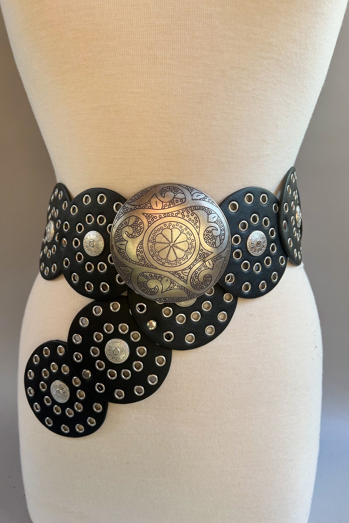 Black Disk Belt - BE007BK