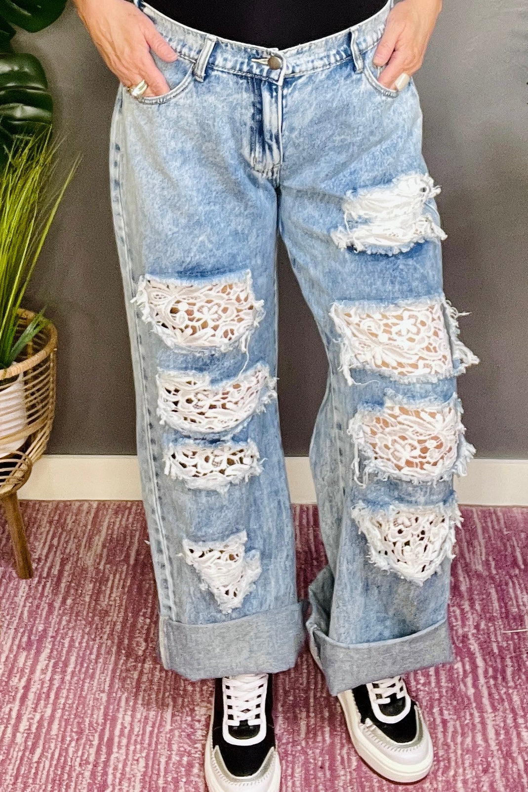 Zoe Distress Lace Jeans - J007DN