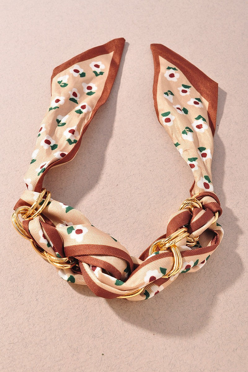 Floral Print Scarf Bracelet With Gold Rings - B024BR