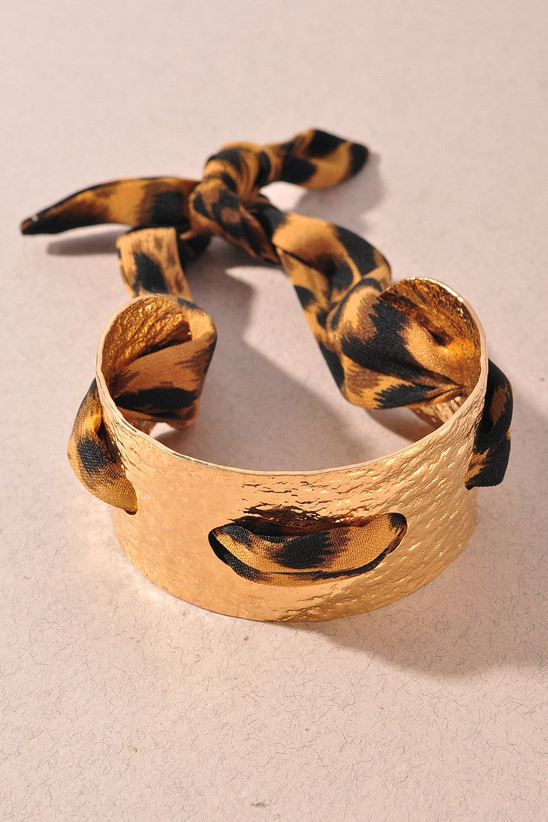 Scarf Ribbon Metal Cuff Bracelet - B044LE