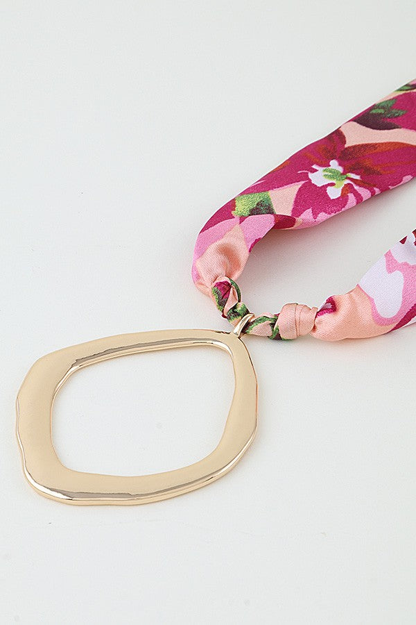 Hammered Pendant Scarf Necklace - N113PK