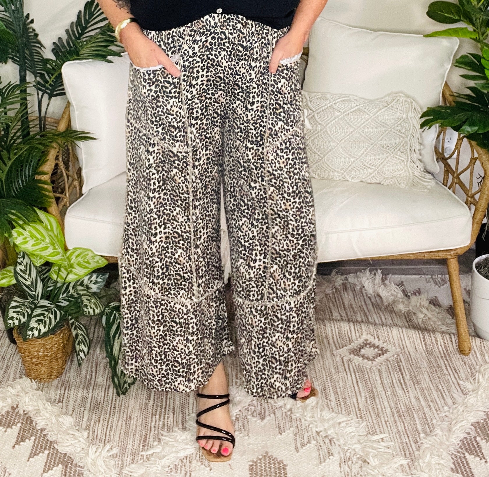 Here Kitty Kitty Pants - P166LE