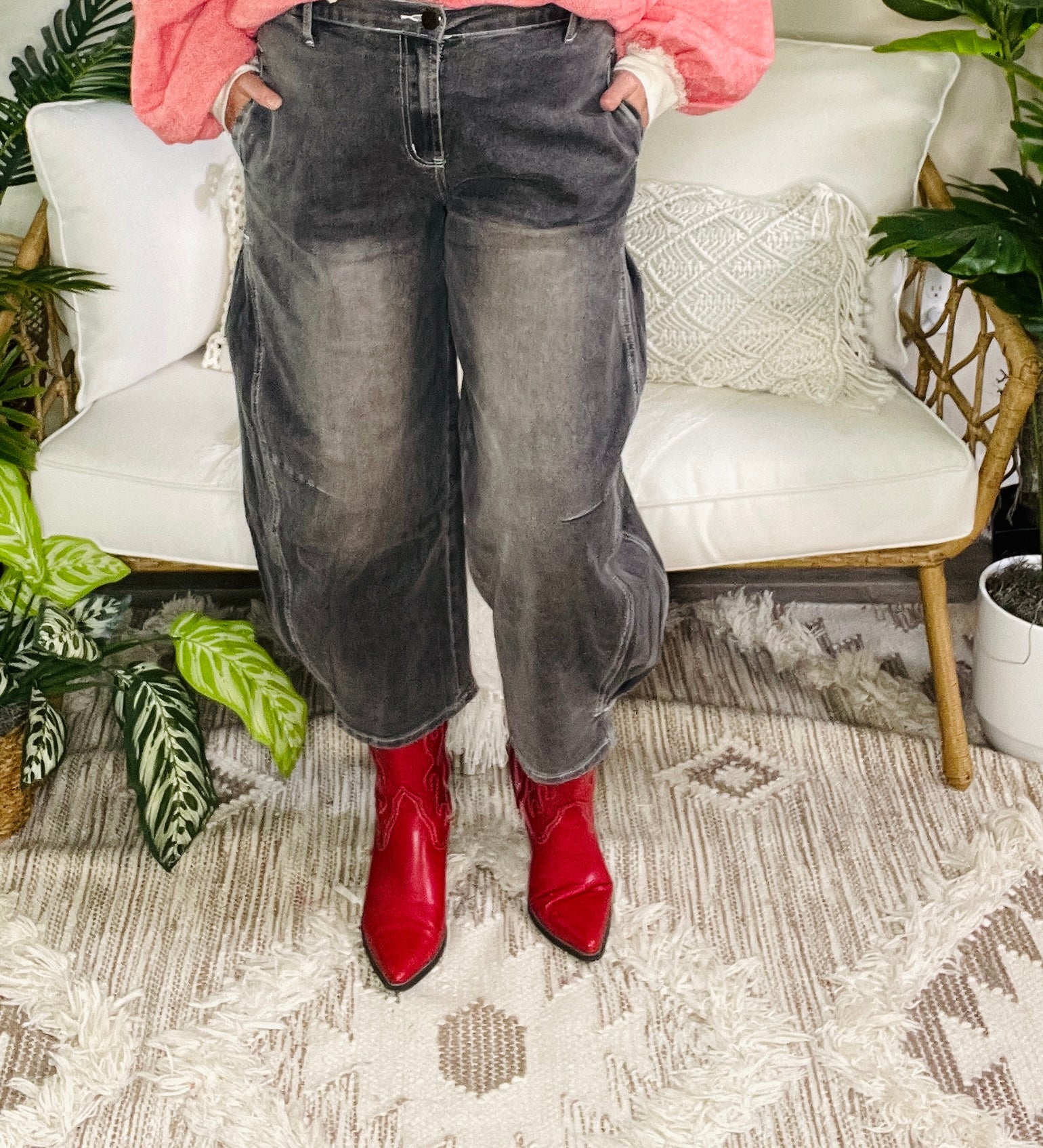 Living On The Edge Jeans - J098BD