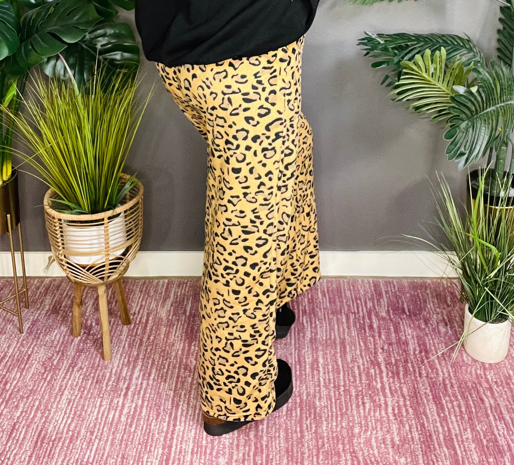 Soft And Cozy Wide Leg Pants (3 Colors)