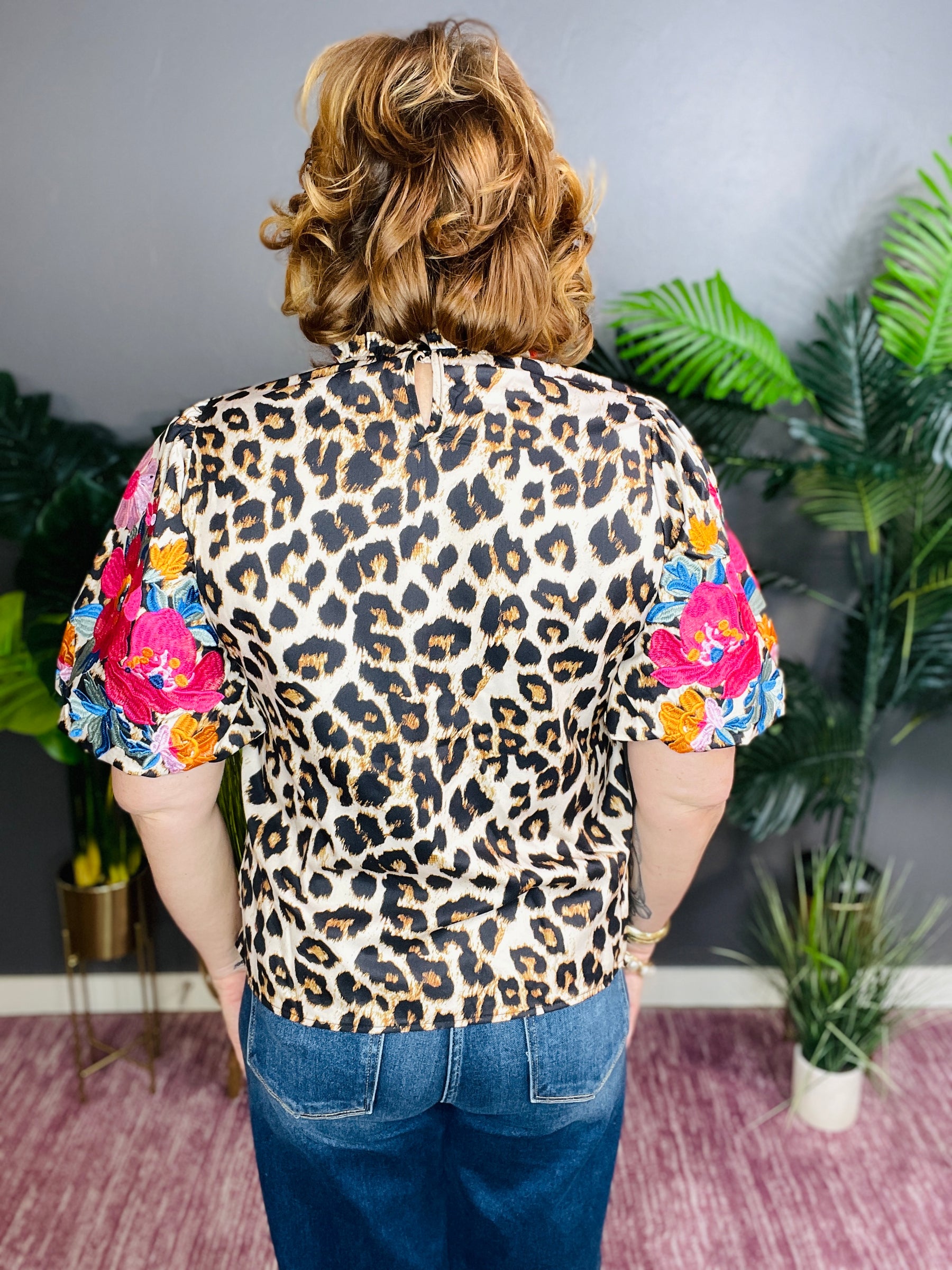 Tame The Ordinary Top - S249LE