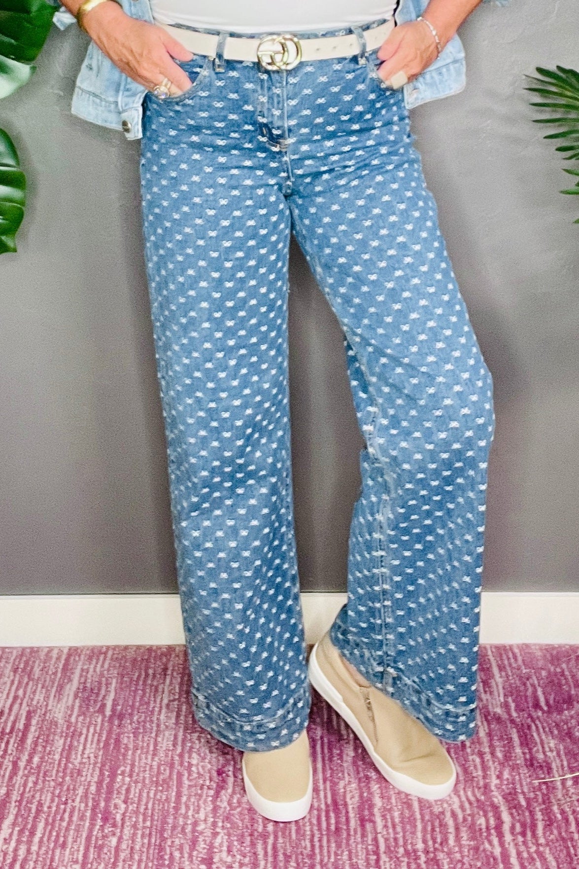 Presley High Rise Wide Leg Bow Embroidered Jeans