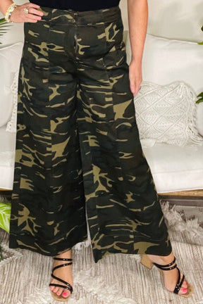 Command The Room Pants - P145CAM