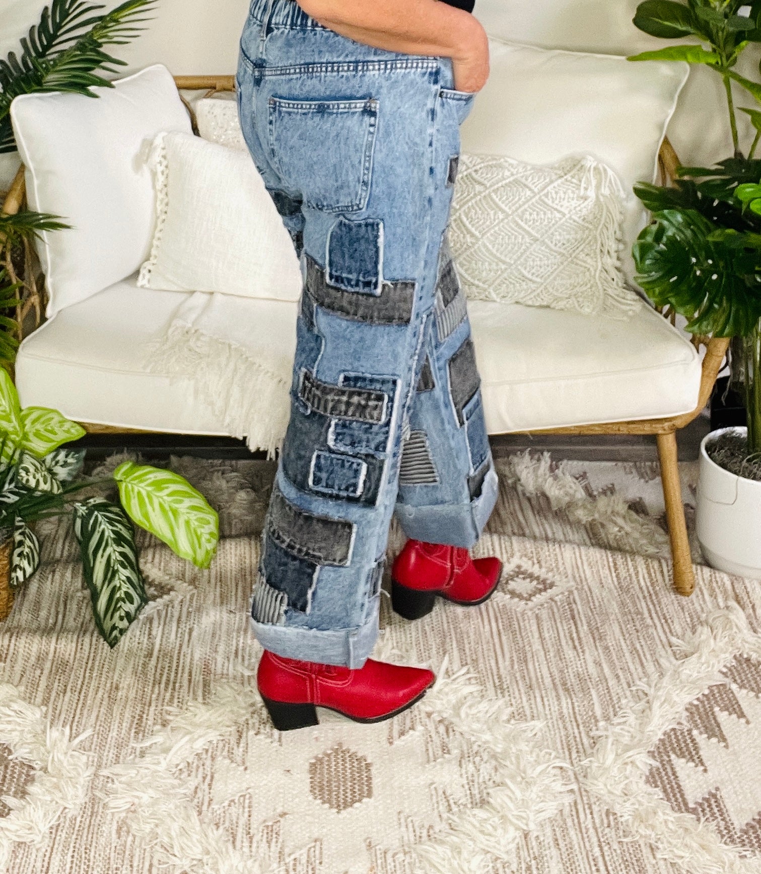 Piece Of The Action Jeans - J096DN