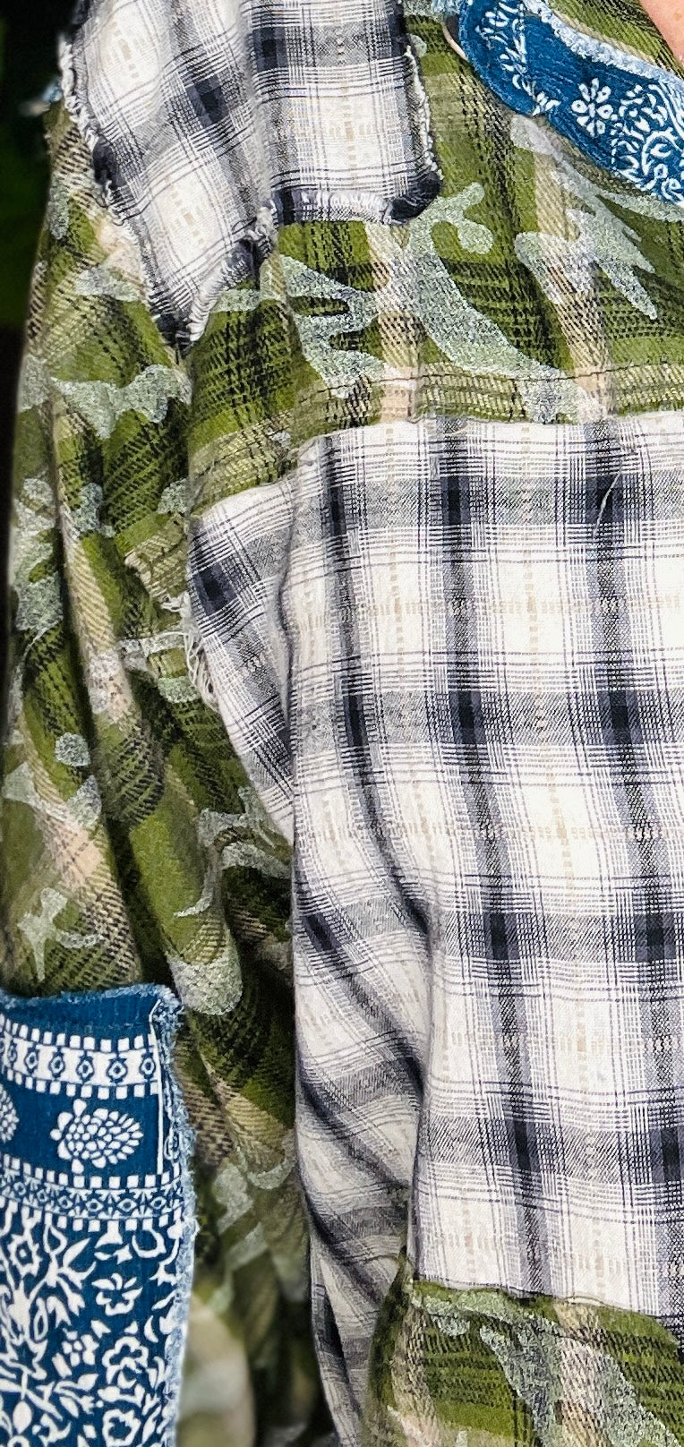 Bold In Paisley  Top - S255OL