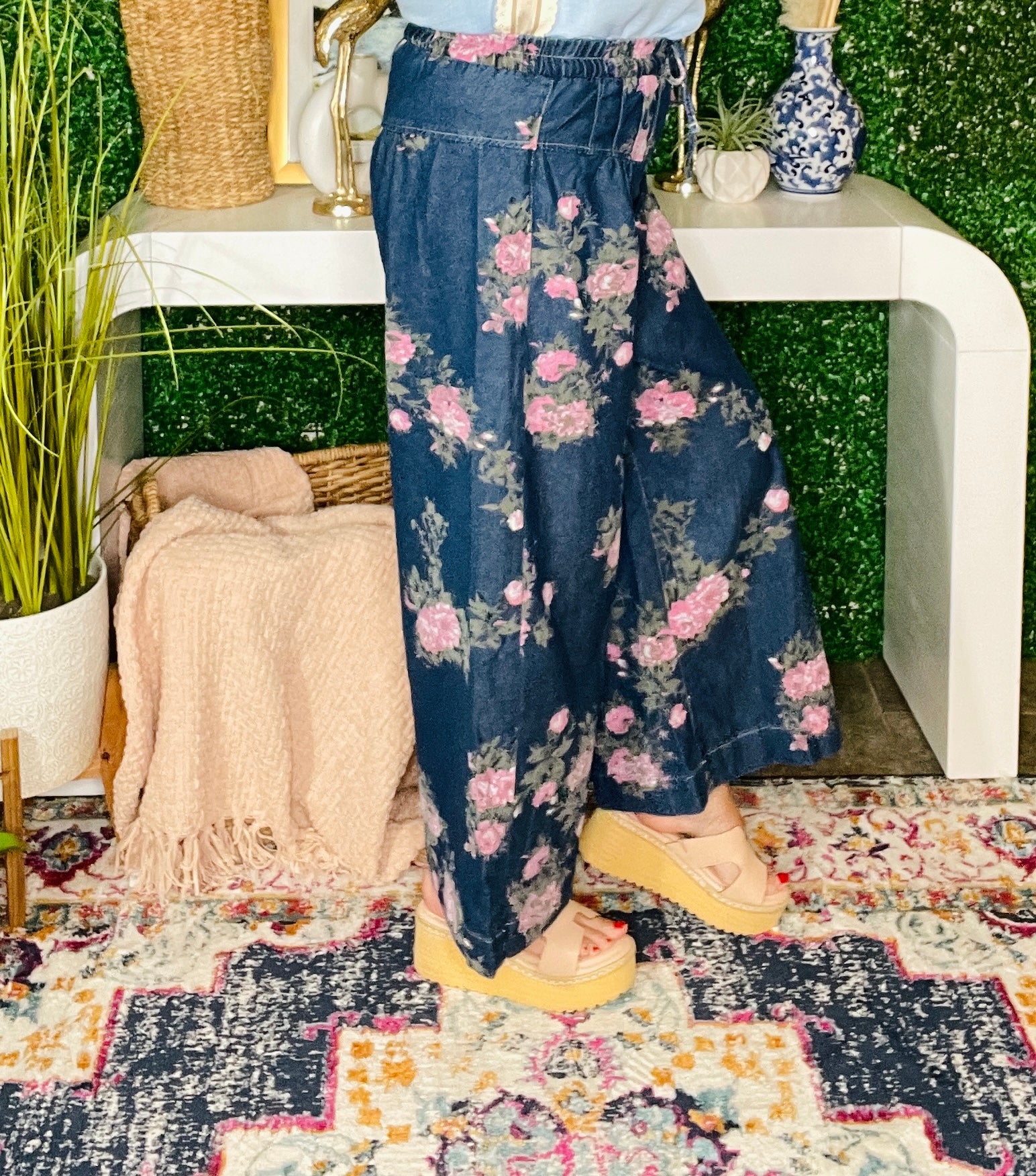 Vintage Rose Floral Print Wide Leg Jeans