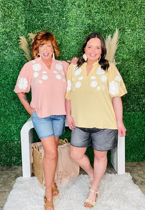 Sunday Morning Bloom Custard Top - S420CU