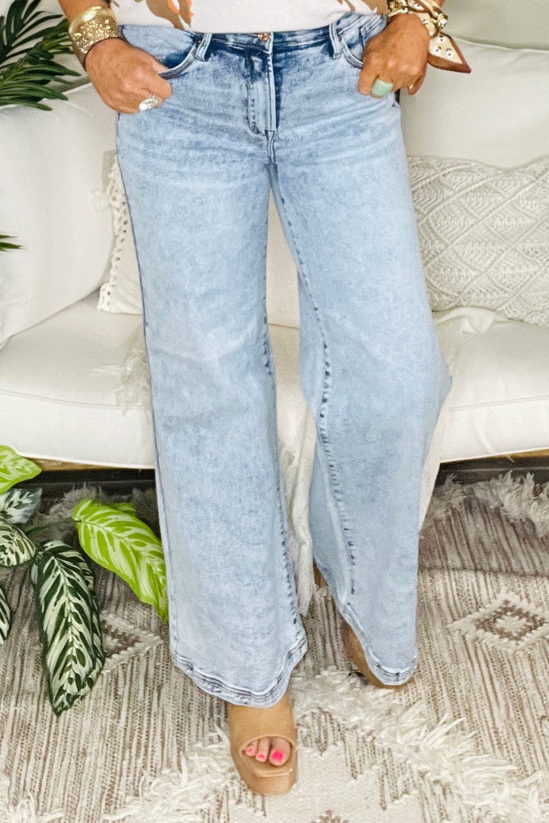 Sutton High Rise Wide Leg - J078DN