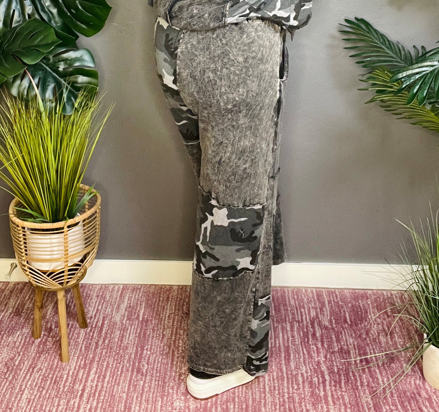 Run To You Camo Pant - P011CM