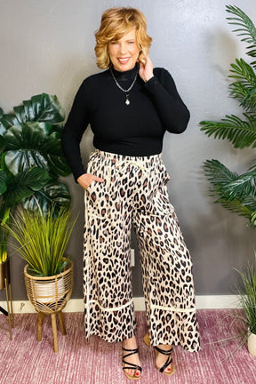 Wild Power Wide Leg Cropped Pants